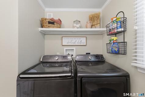 5 Lawton Drive Simsbury CT 06070