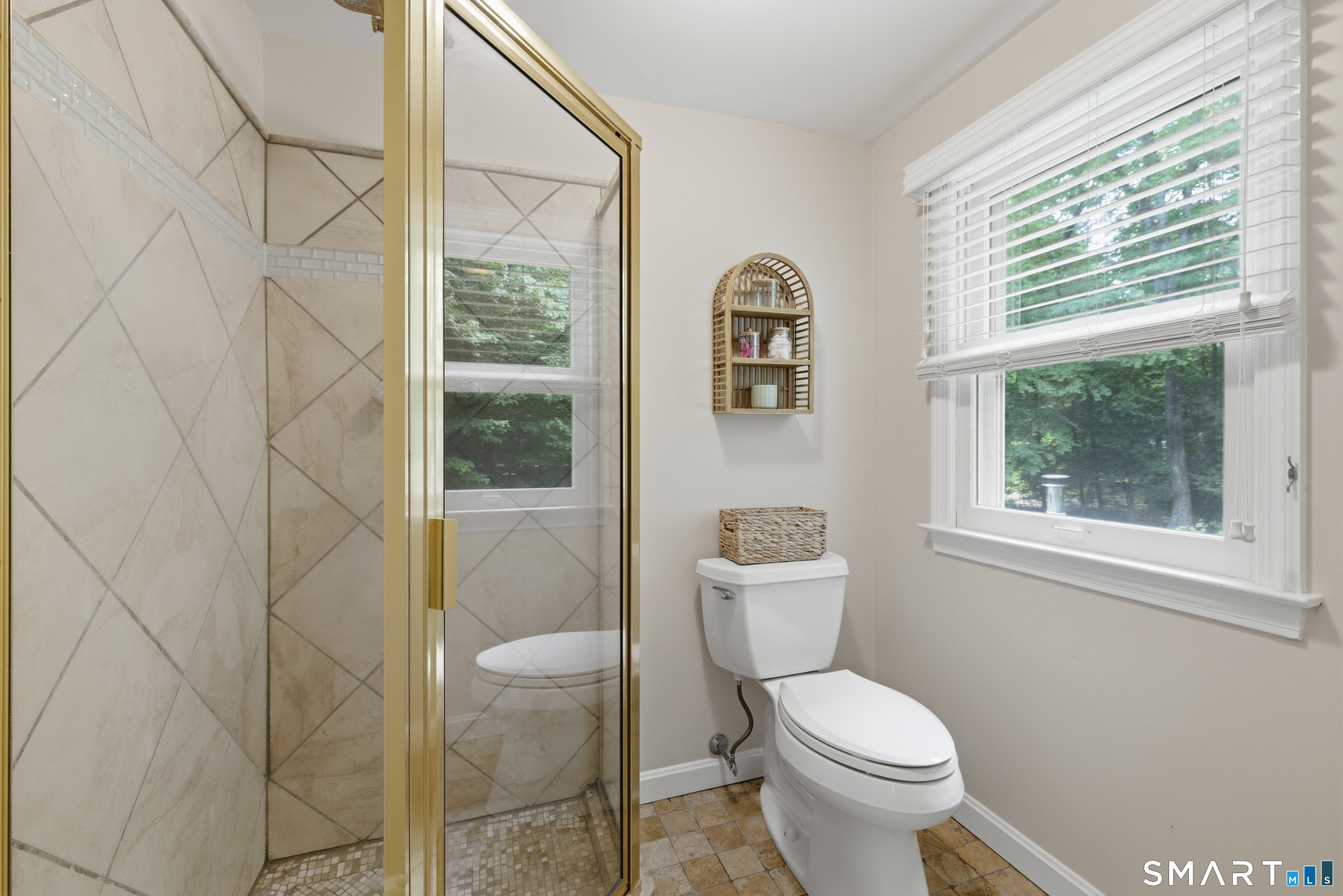 5 Lawton Drive Simsbury CT 06070