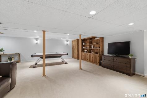5 Lawton Drive Simsbury CT 06070