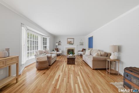 5 Lawton Drive Simsbury CT 06070