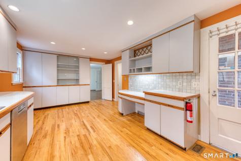 344 North Steele Road West Hartford CT 06117