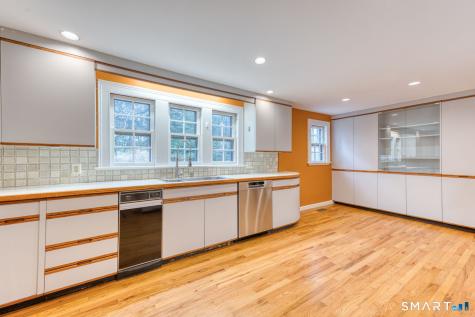 344 North Steele Road West Hartford CT 06117