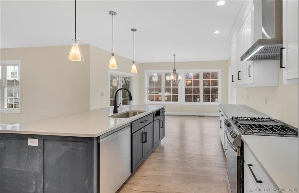 47 Brookview Drive Glastonbury CT 06033