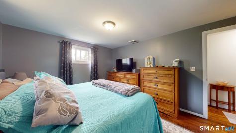 30 Alban Road Enfield CT 06082