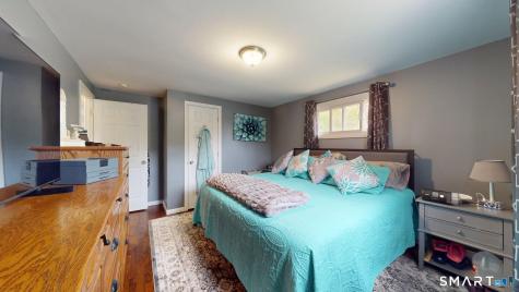 30 Alban Road Enfield CT 06082