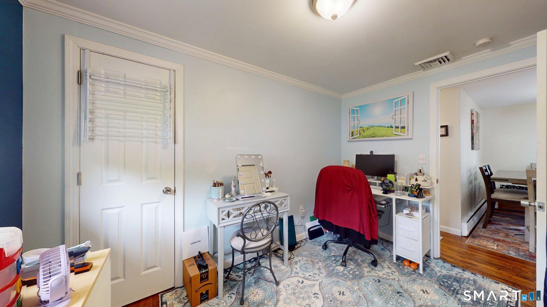 30 Alban Road Enfield CT 06082
