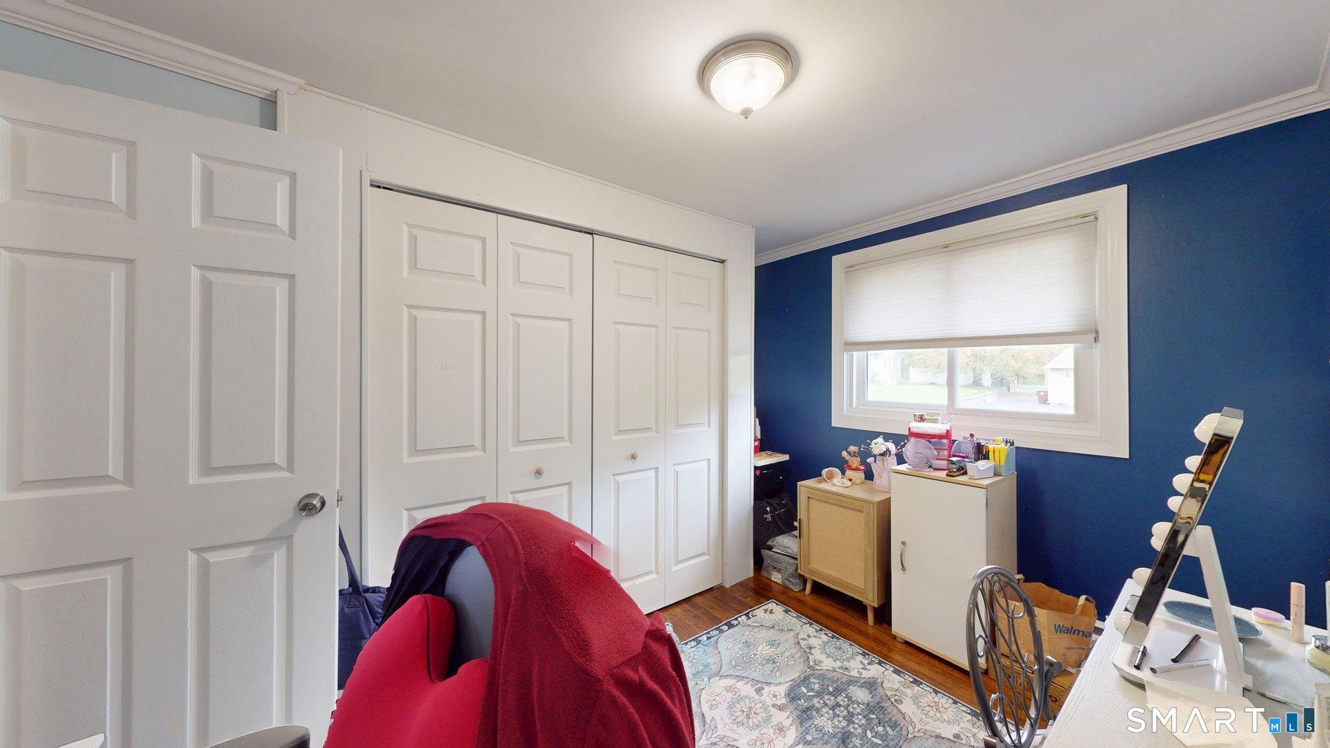 30 Alban Road Enfield CT 06082