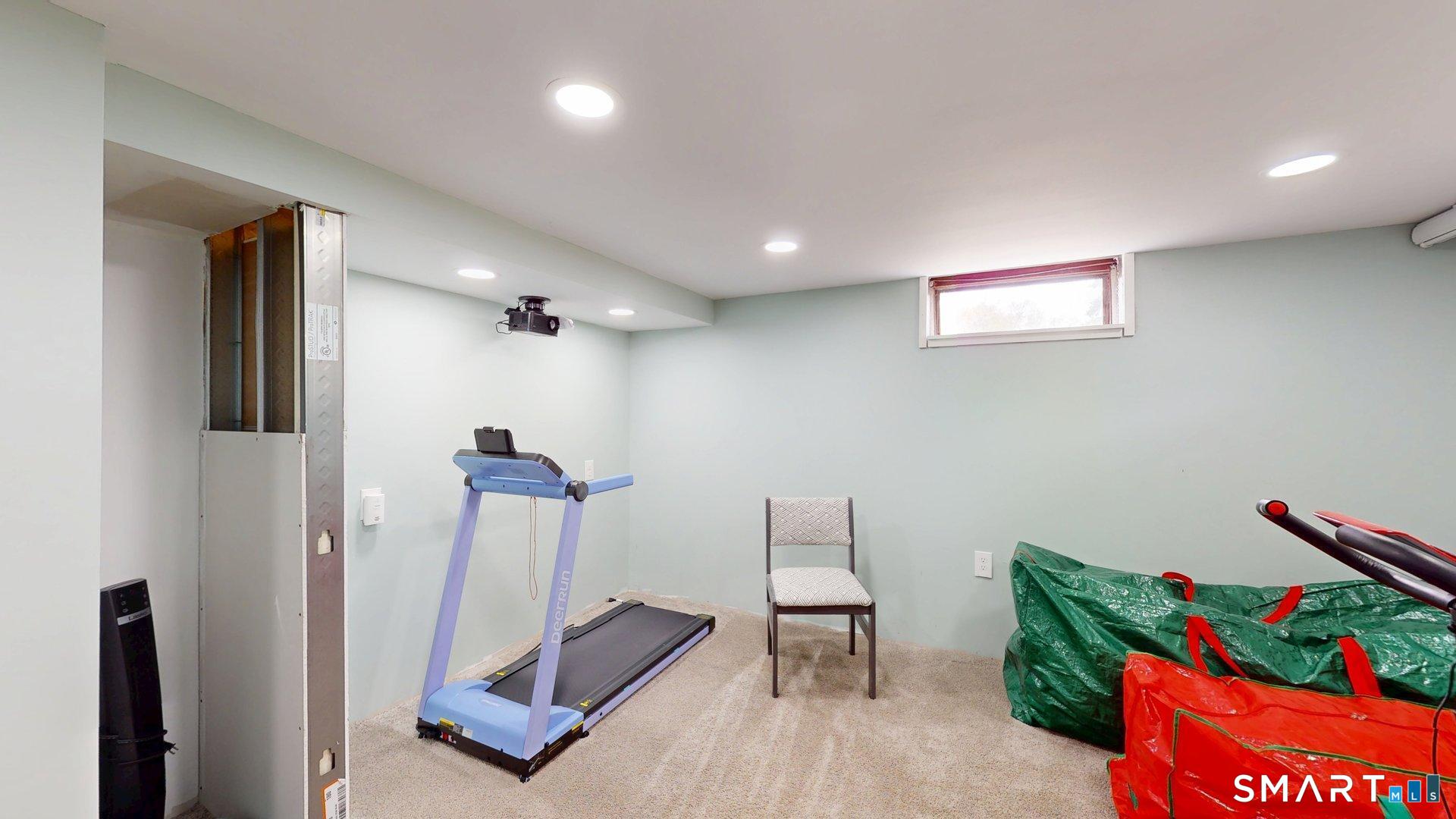 30 Alban Road Enfield CT 06082