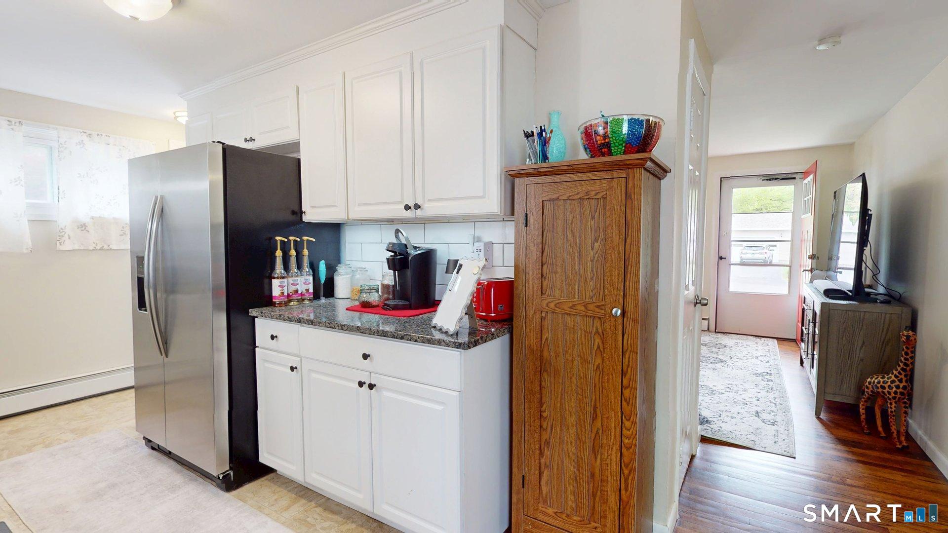 30 Alban Road Enfield CT 06082