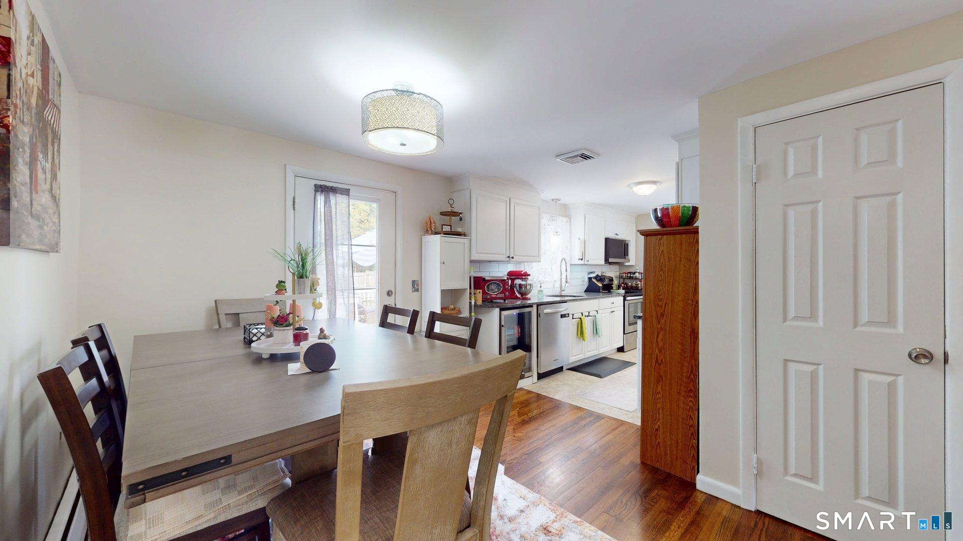 30 Alban Road Enfield CT 06082