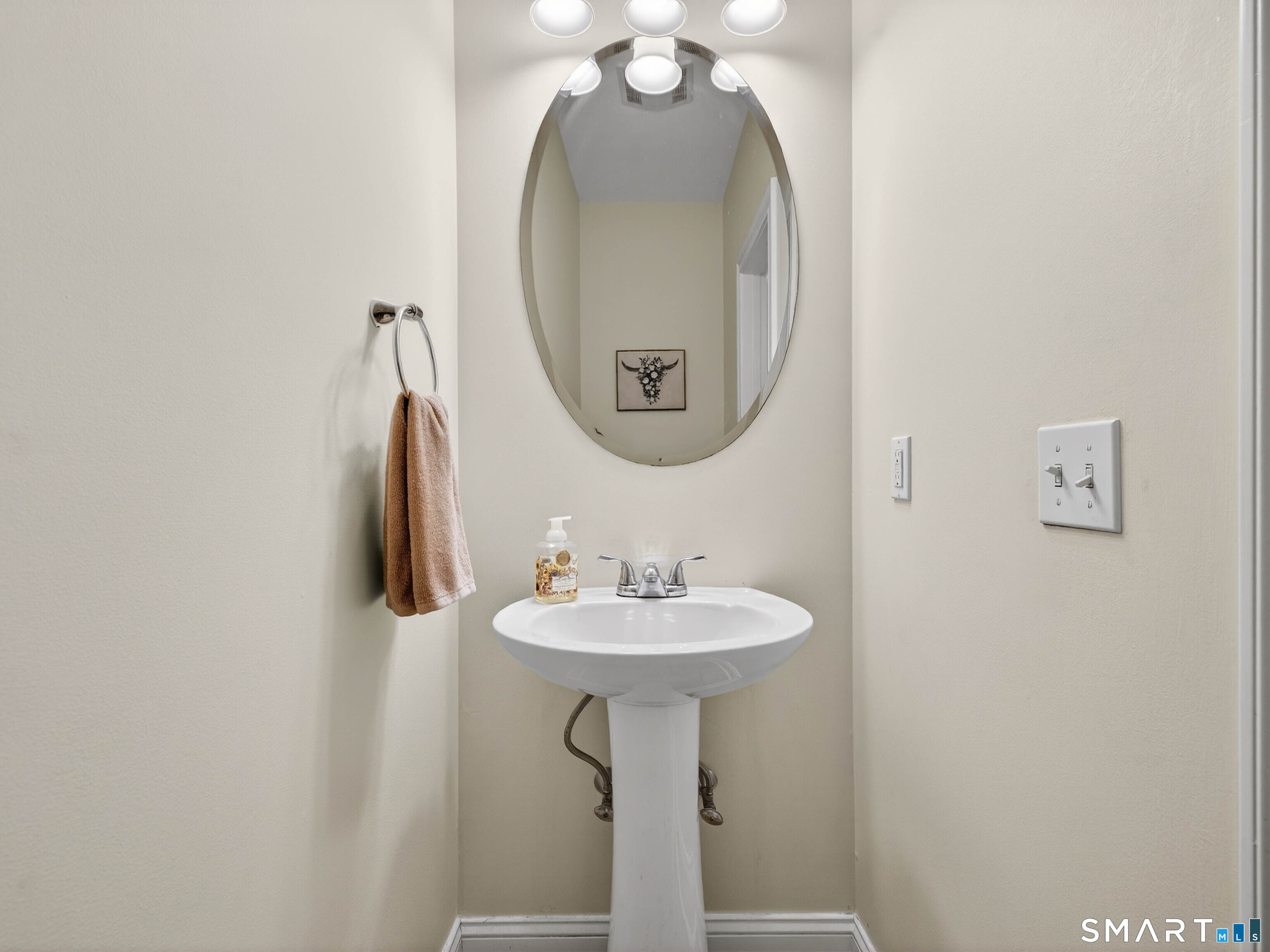 6 Constance Street New Haven CT 06512