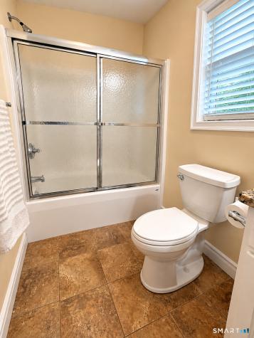 300 Dennison Road Westbrook CT 06498