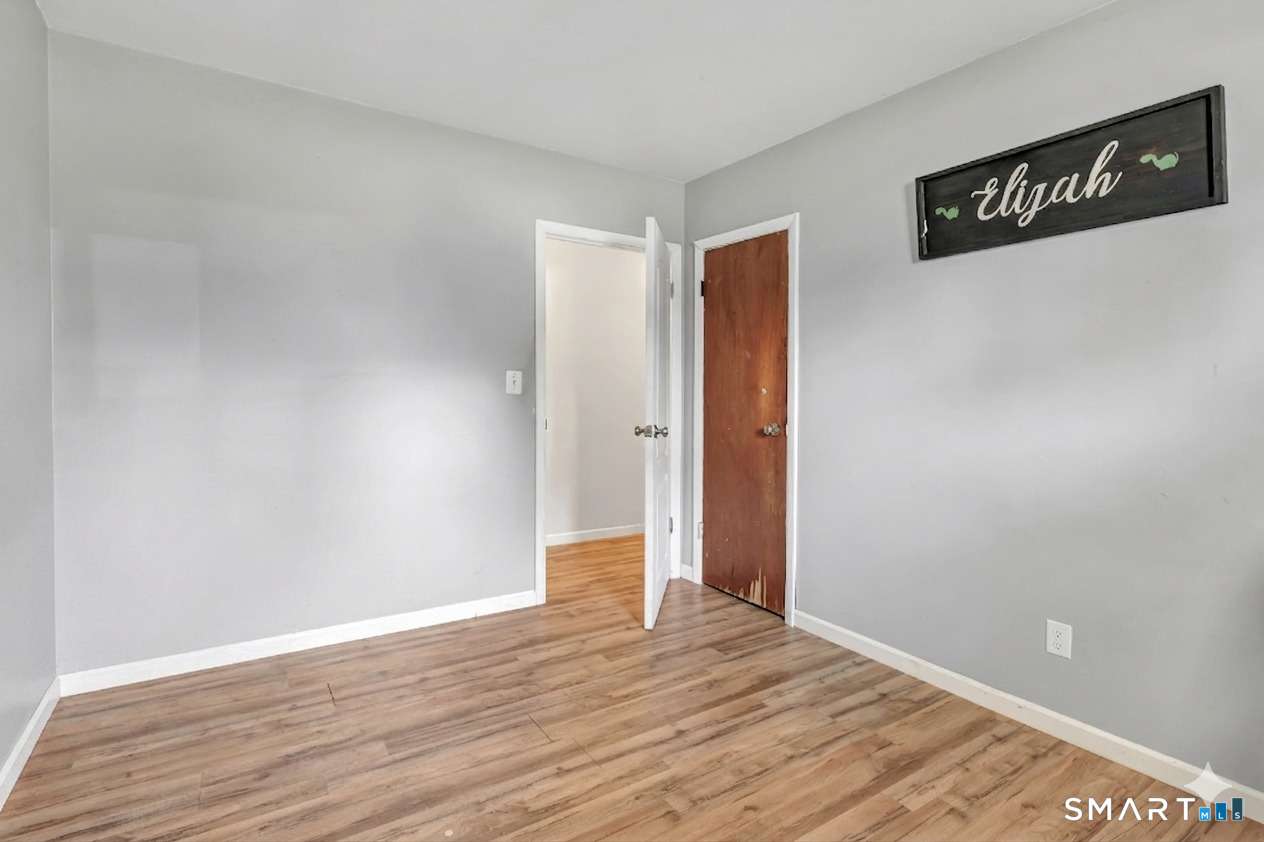 9 Alan Drive Ansonia CT 06401