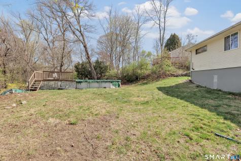 9 Alan Drive Ansonia CT 06401
