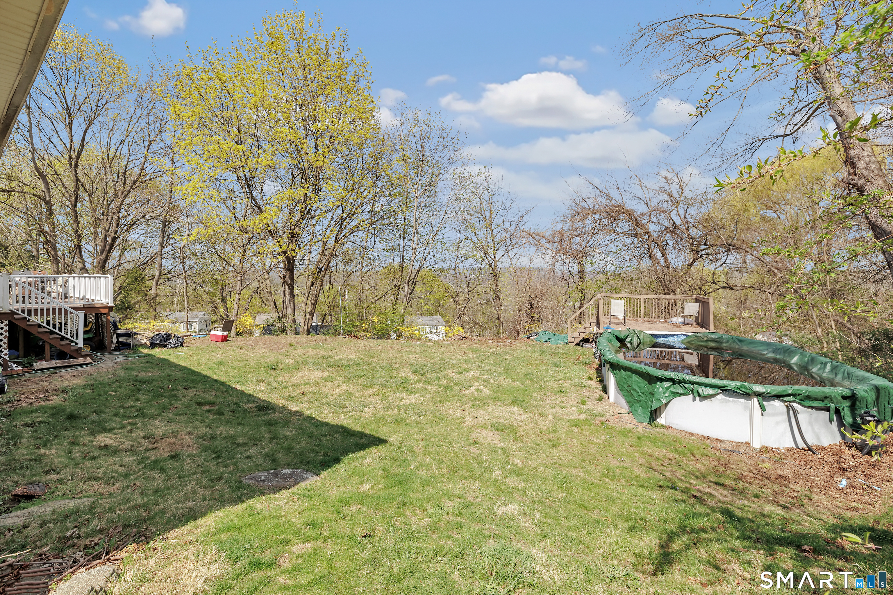 9 Alan Drive Ansonia CT 06401