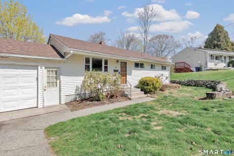 9 Alan Drive Ansonia CT 06401