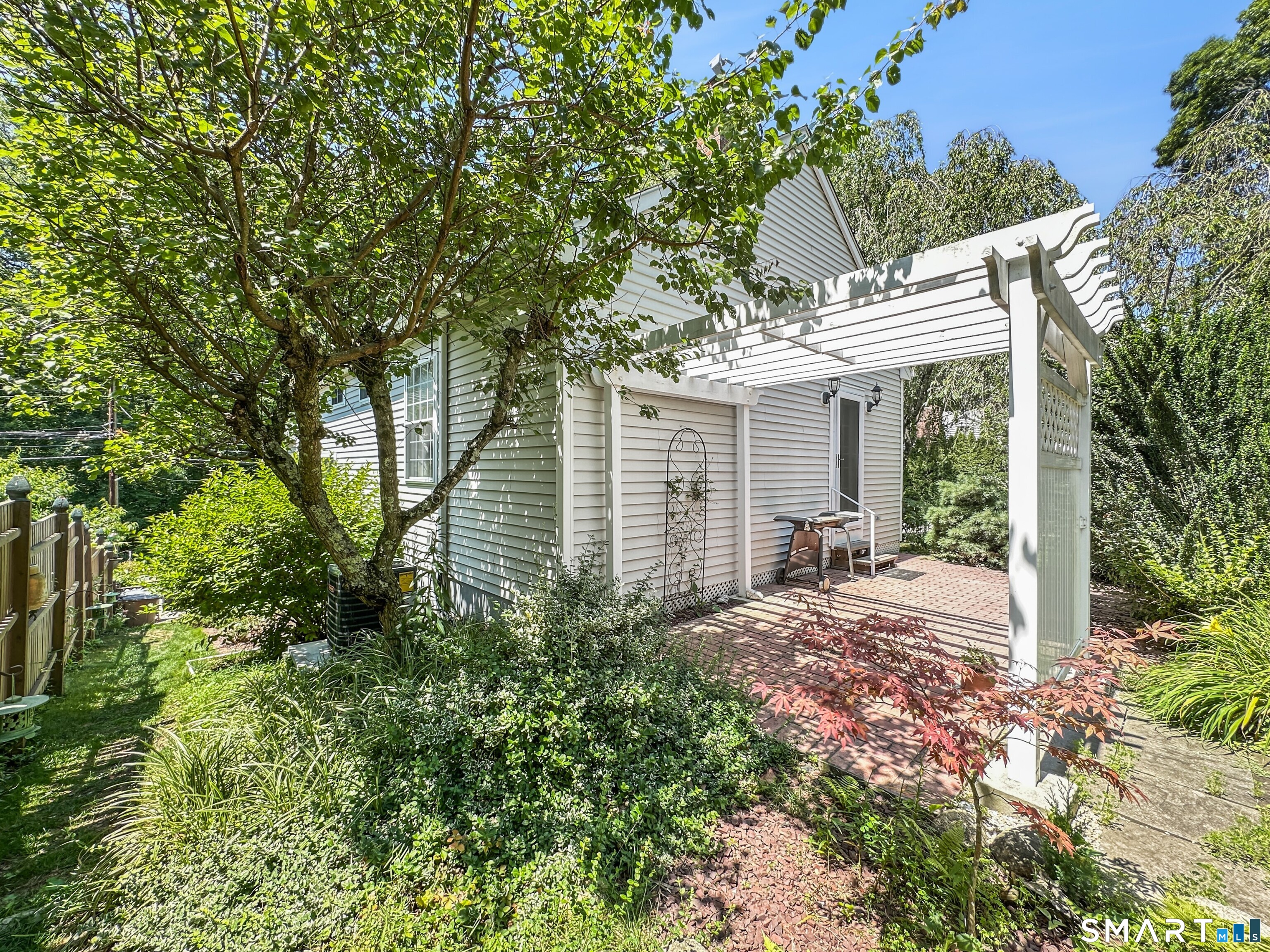 120 Giants Neck Road East Lyme CT 06357