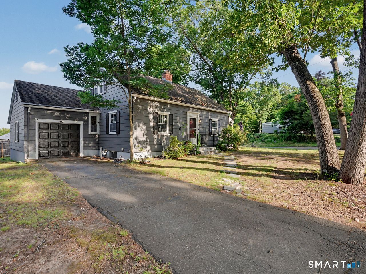 2 North Forest Circle West Haven CT 06516