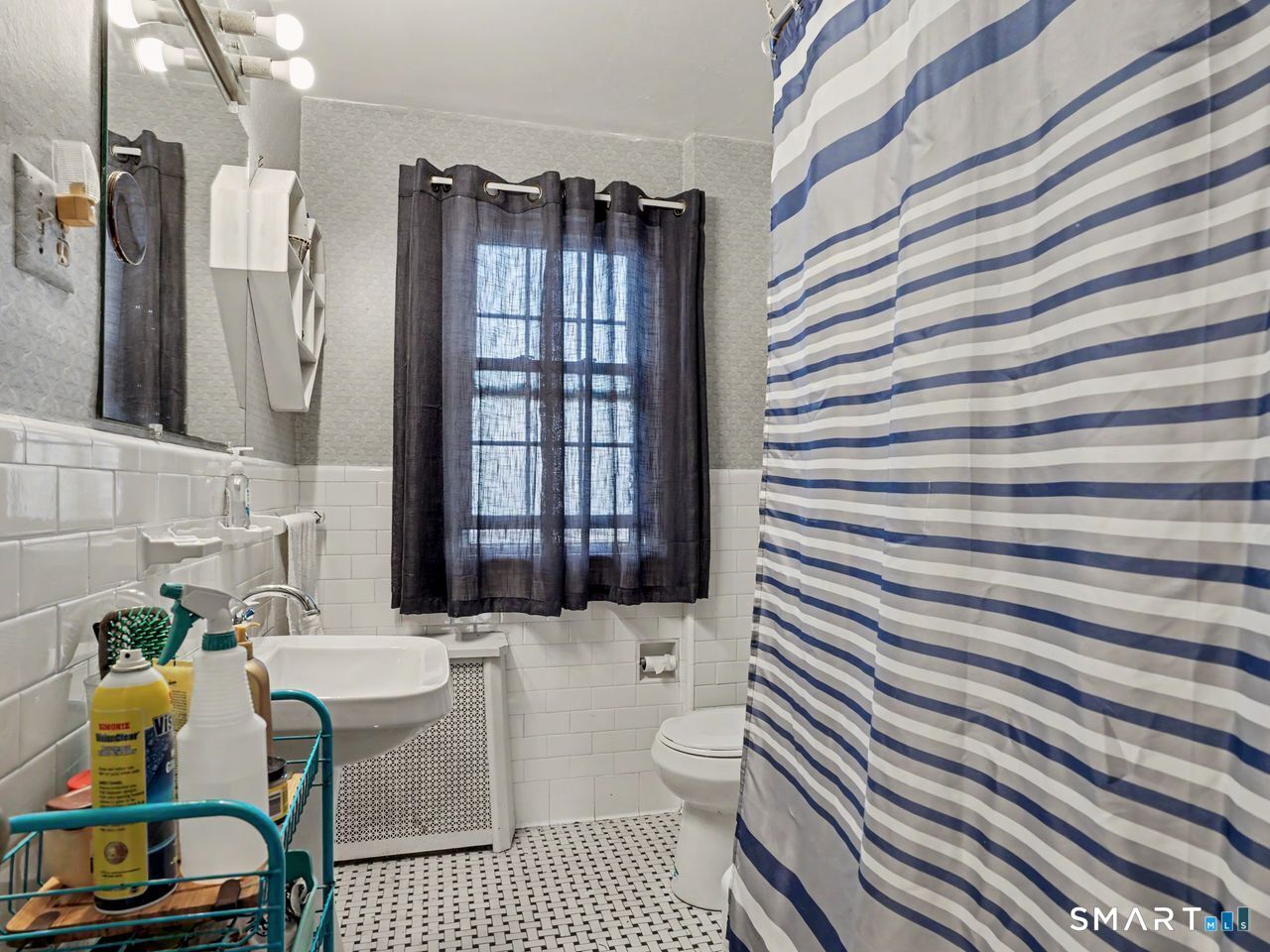 2 North Forest Circle West Haven CT 06516