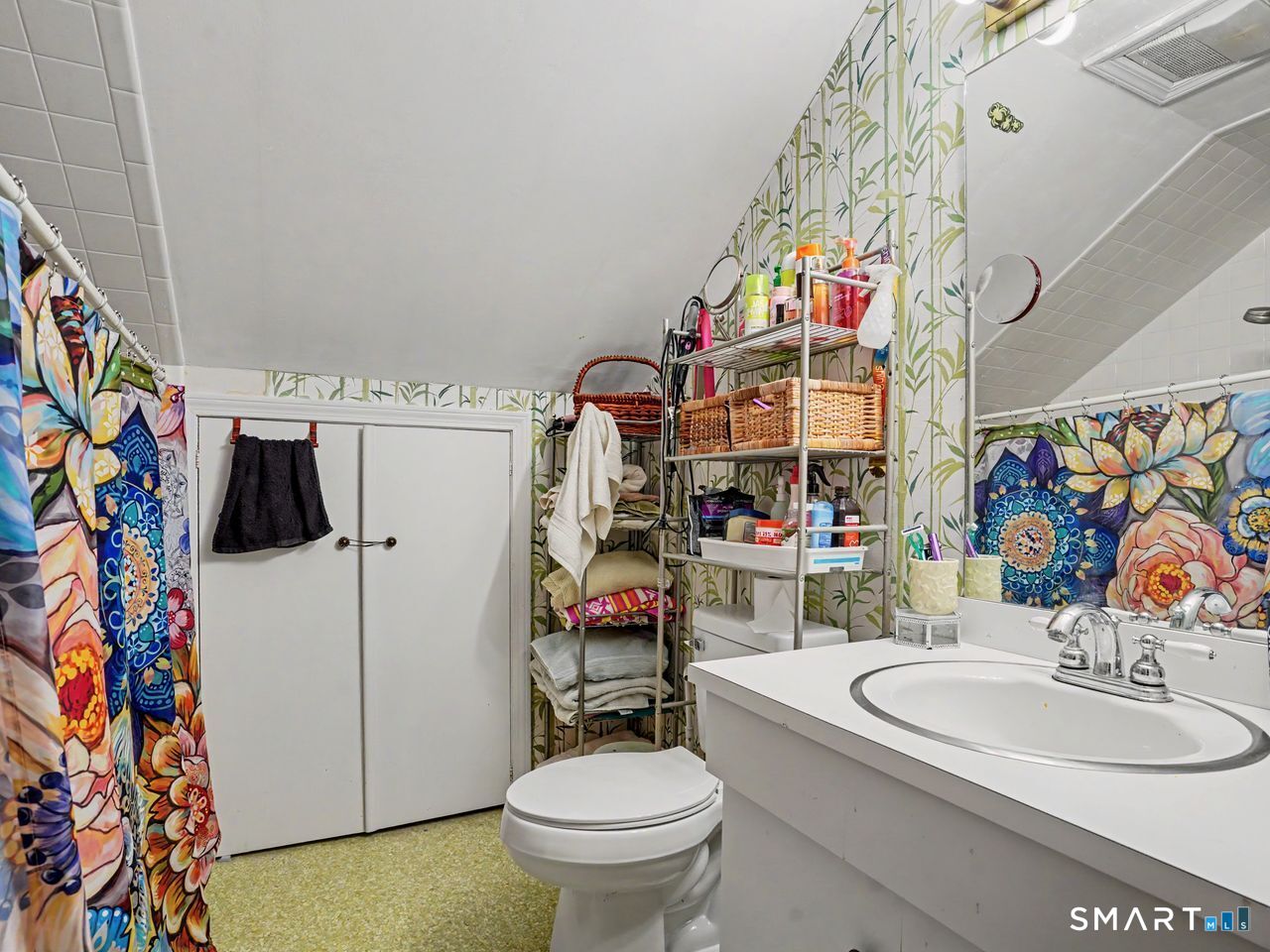 2 North Forest Circle West Haven CT 06516