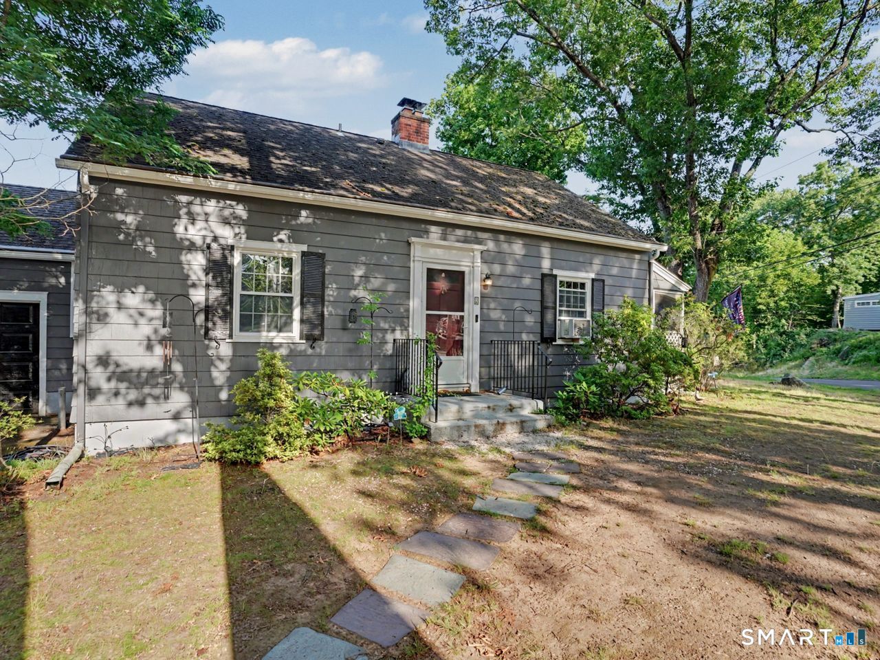 2 North Forest Circle West Haven CT 06516