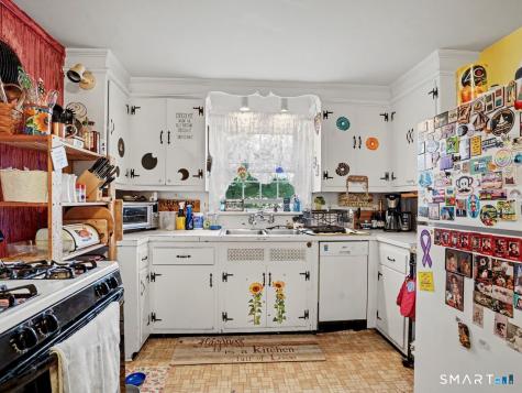 2 North Forest Circle West Haven CT 06516