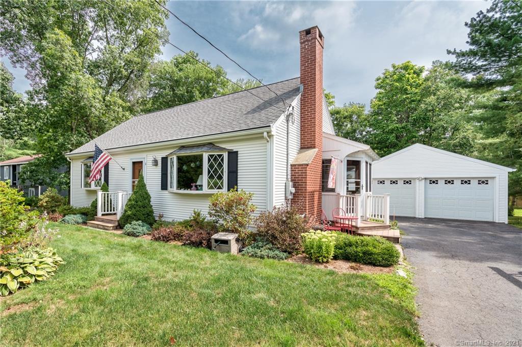 6 North Maple Street East Hampton CT 06424