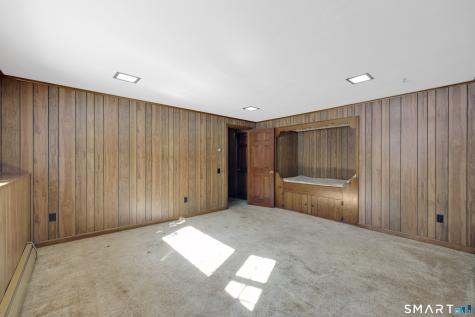 102 Robin Circle Tolland CT 06084