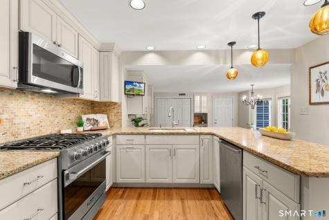 339 Meadow Road Farmington CT 06032