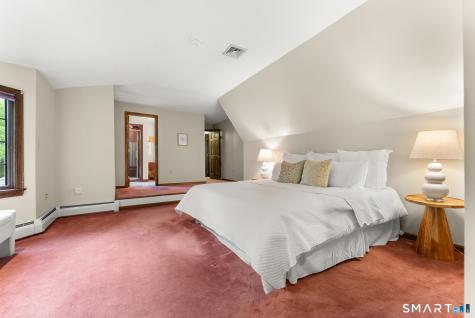 339 Meadow Road Farmington CT 06032
