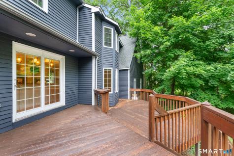 339 Meadow Road Farmington CT 06032