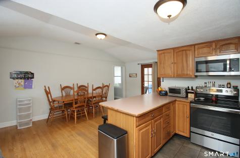 215 Spring Street Manchester CT 06040