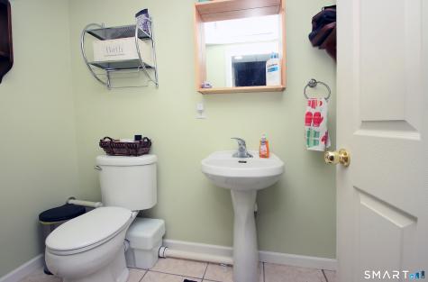 215 Spring Street Manchester CT 06040