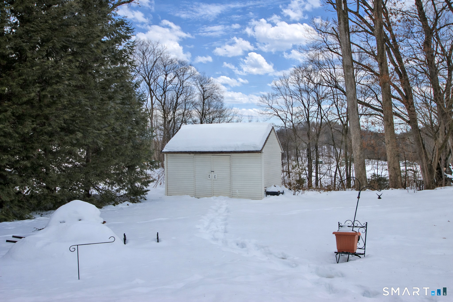 215 Spring Street Manchester CT 06040