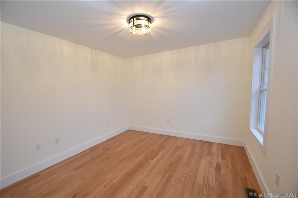 Mile Hill Road Tolland CT 06084