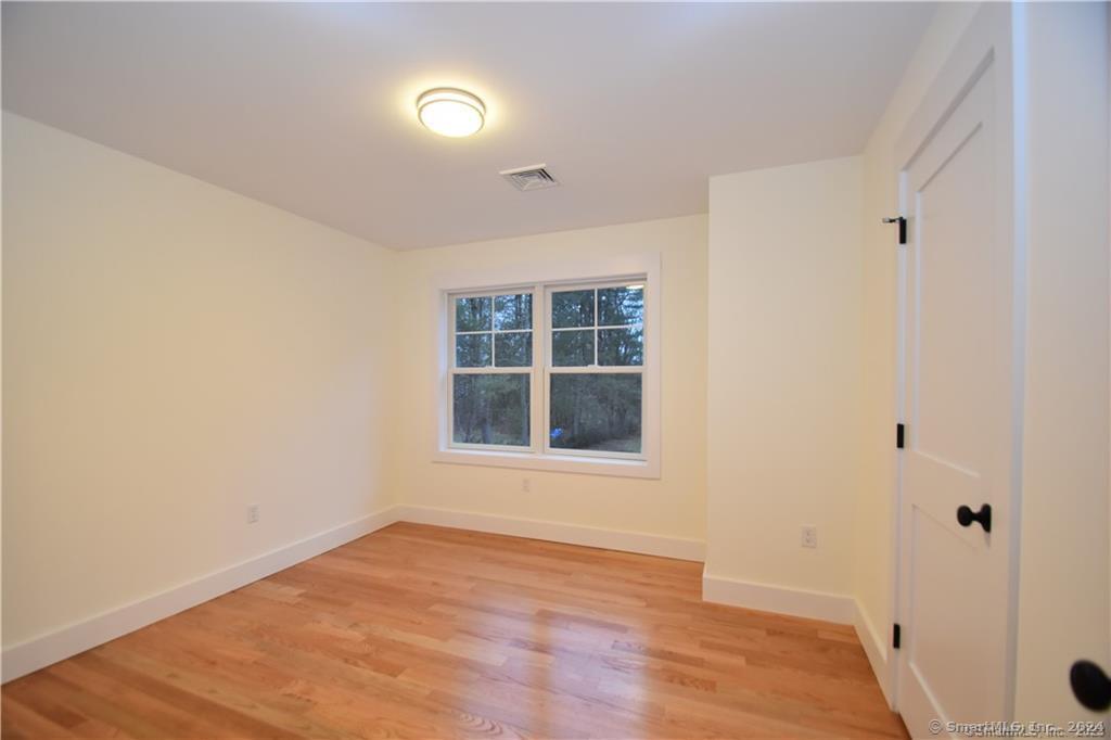 Mile Hill Road Tolland CT 06084