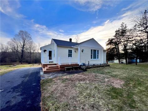 255 Gillette Road New Hartford CT 06057