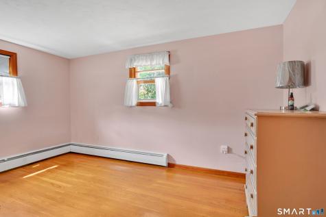 15 Bright Street Enfield CT 06082