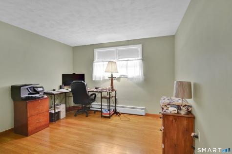 15 Bright Street Enfield CT 06082