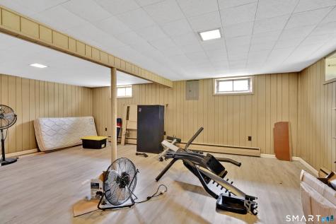 15 Bright Street Enfield CT 06082