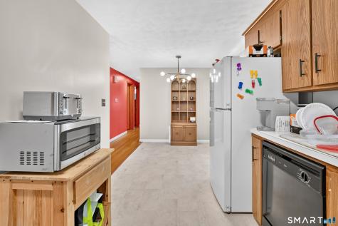 15 Bright Street Enfield CT 06082
