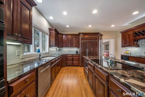 11 Kachina Way Madison CT 06443