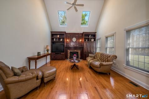 11 Kachina Way Madison CT 06443