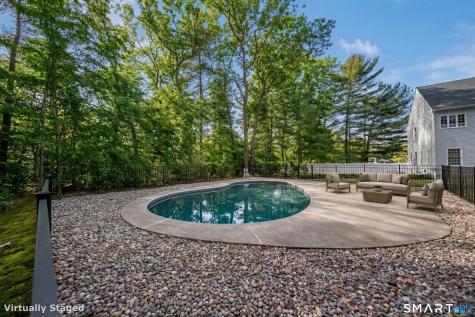 11 Kachina Way Madison CT 06443