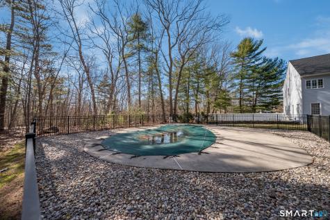11 Kachina Way Madison CT 06443