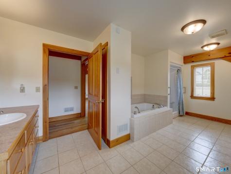 6 Autumn Ridge Windham CT 06280