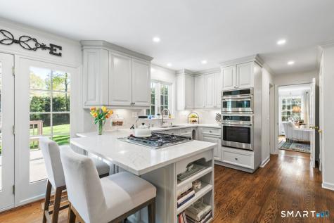12 Norholt Drive New Canaan CT 06840