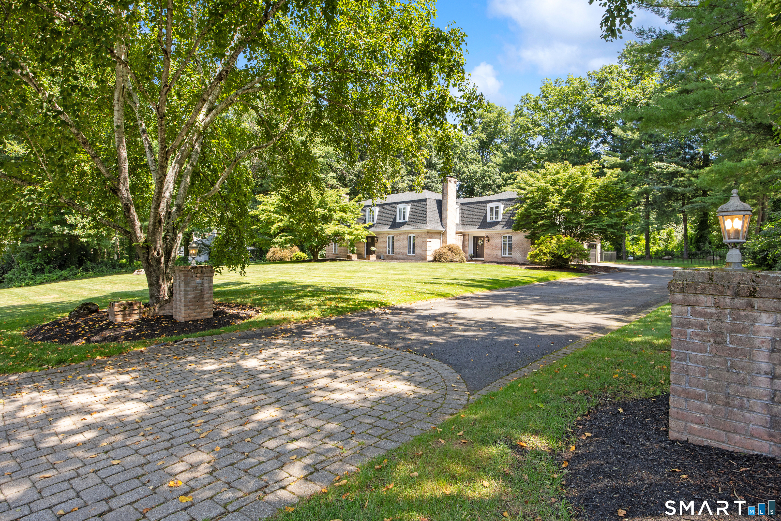 570 Riverside Drive Cheshire CT 06410