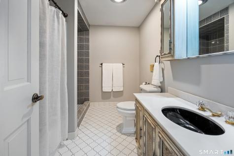 570 Riverside Drive Cheshire CT 06410