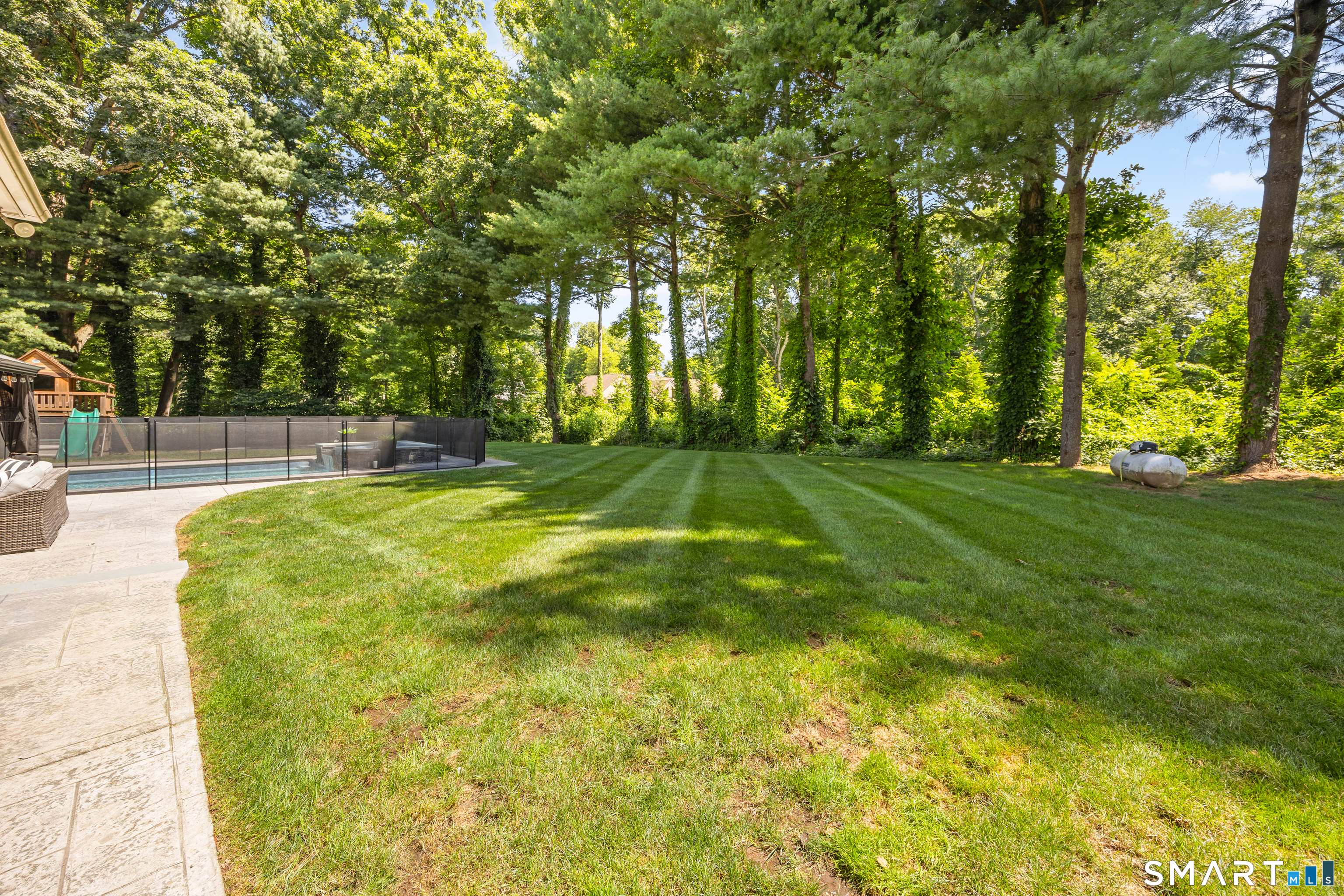 570 Riverside Drive Cheshire CT 06410